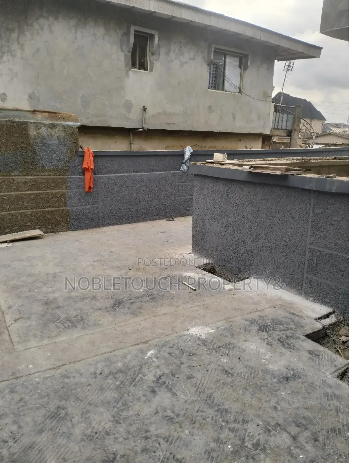 4bdrm Duplex in Idimu Lagos, Iseri Olofin for sale in Iseri Olofin
