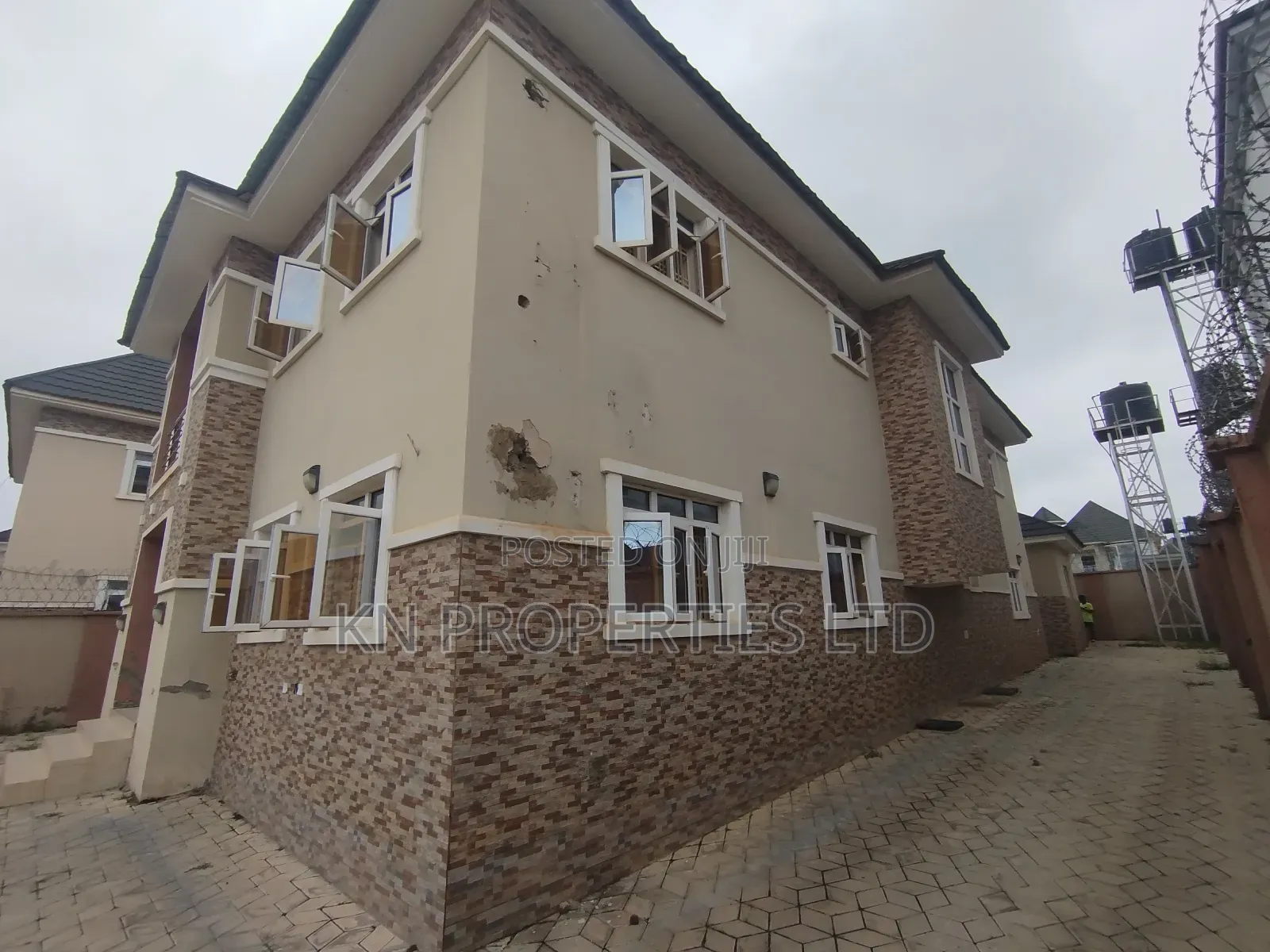 4bdrm Duplex in Apo District for rent in Apo District