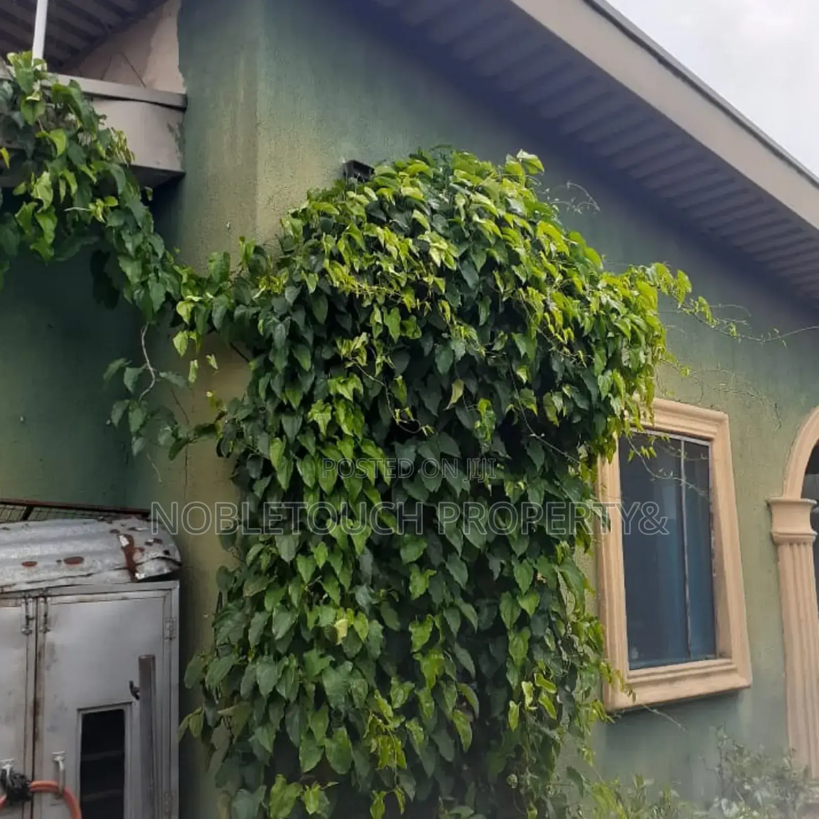 3bdrm Bungalow in Amuwo Odofin Festac for sale in Festac