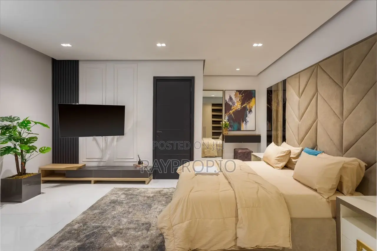 2 Bedroom Shortlet in Lekki Phase 1 in Lekki Phase 1