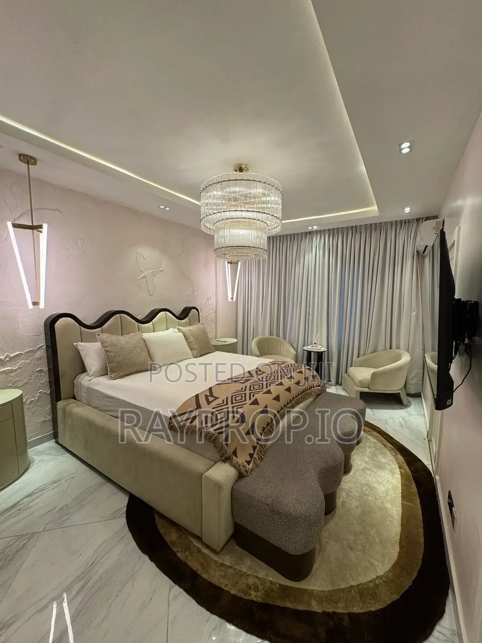 Waterfront 3 Bedroom Shortlet in Ikoyi in Banana Island