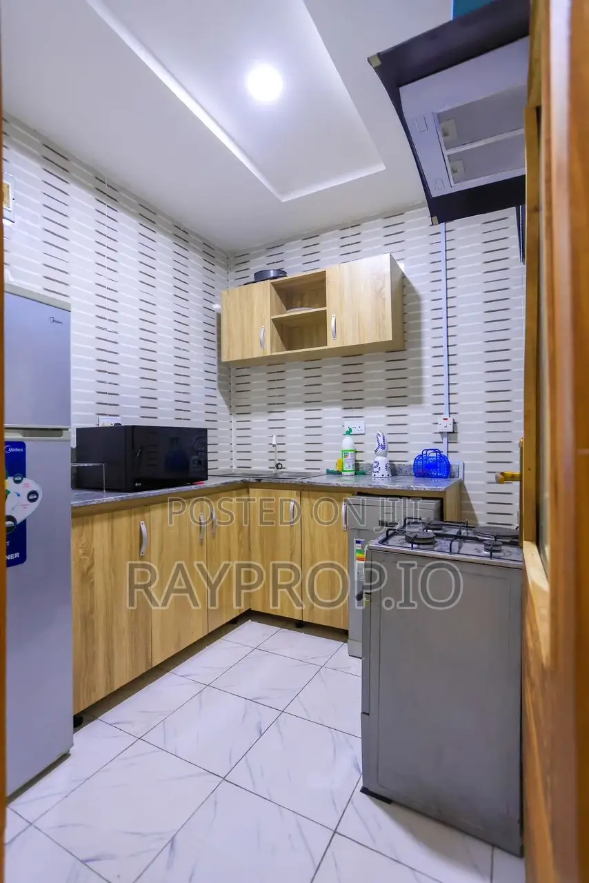 2 Bedroom Shortlet in Yaba in Sabo / Yaba