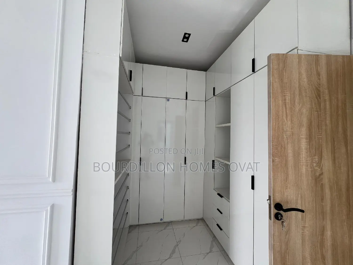 4bdrm Duplex in Orchid Road., Lekki for sale in Lekki