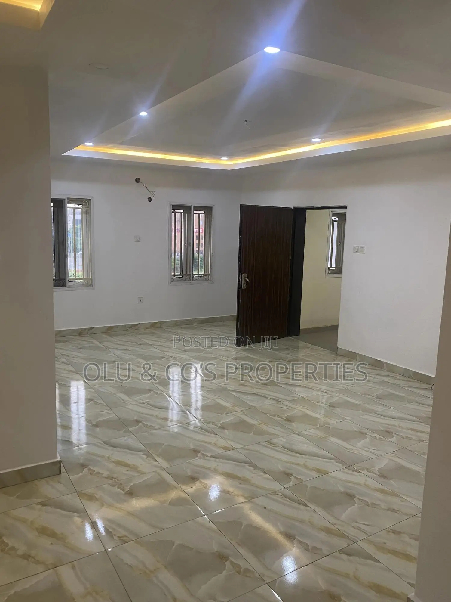 3bdrm Townhouse / Terrace in Mabushi for rent in Mabushi