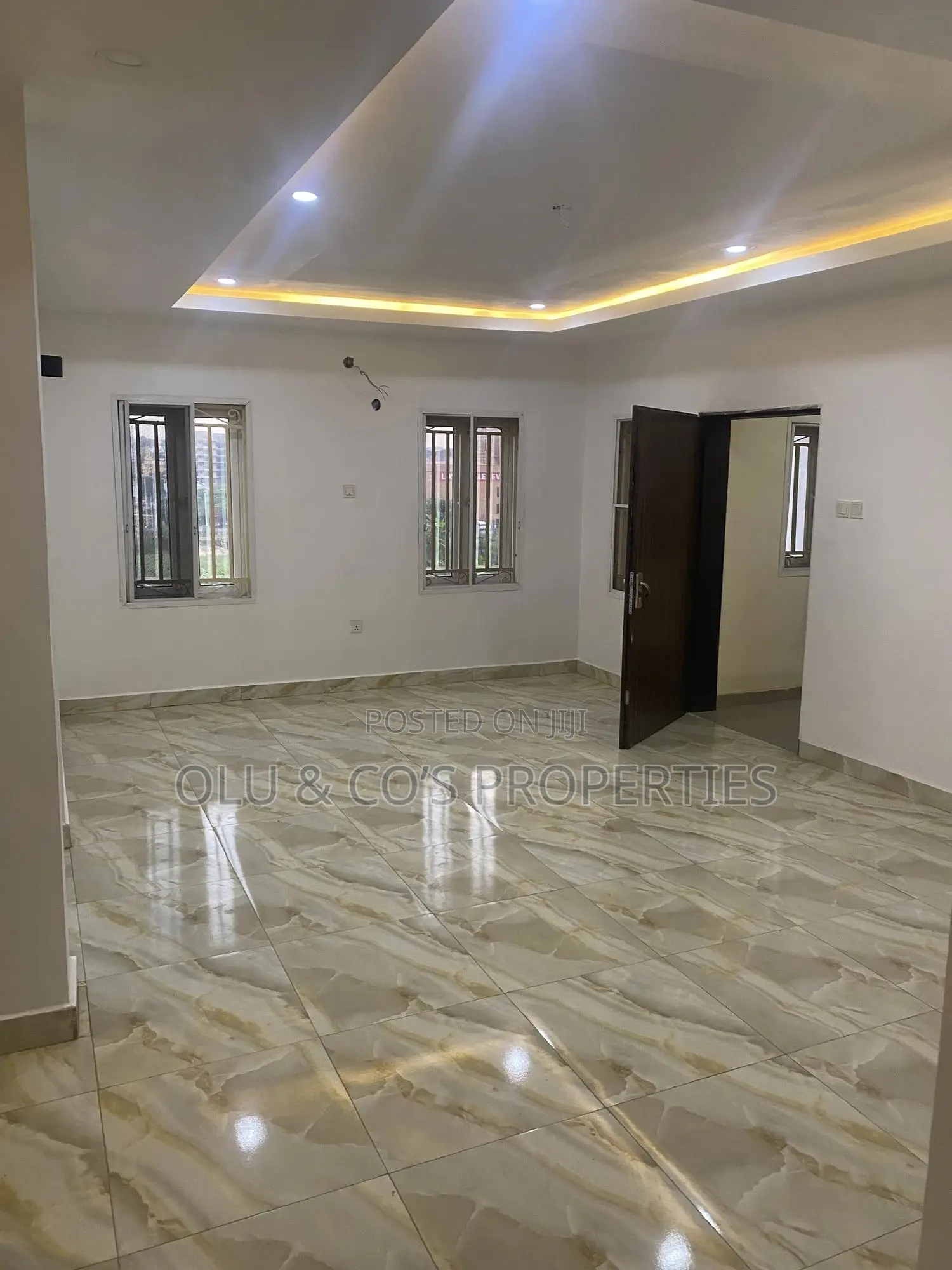 3bdrm Townhouse / Terrace in Mabushi for rent in Mabushi