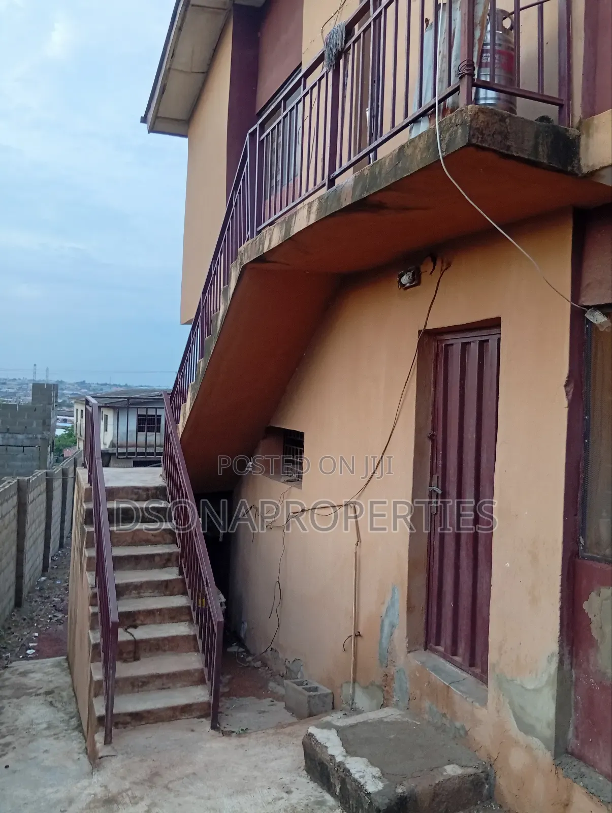 2bdrm Block of Flats in Olufunsho Adeyeye, Ifo for sale in Ifo