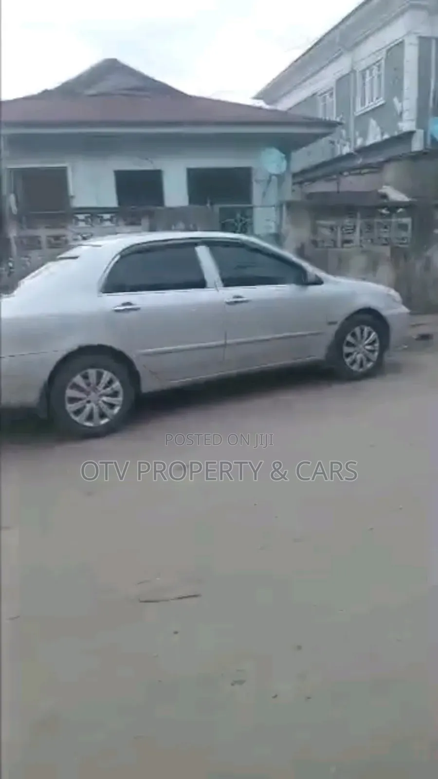 12bdrm Bungalow in Ebute Metta for sale in Ebute Metta