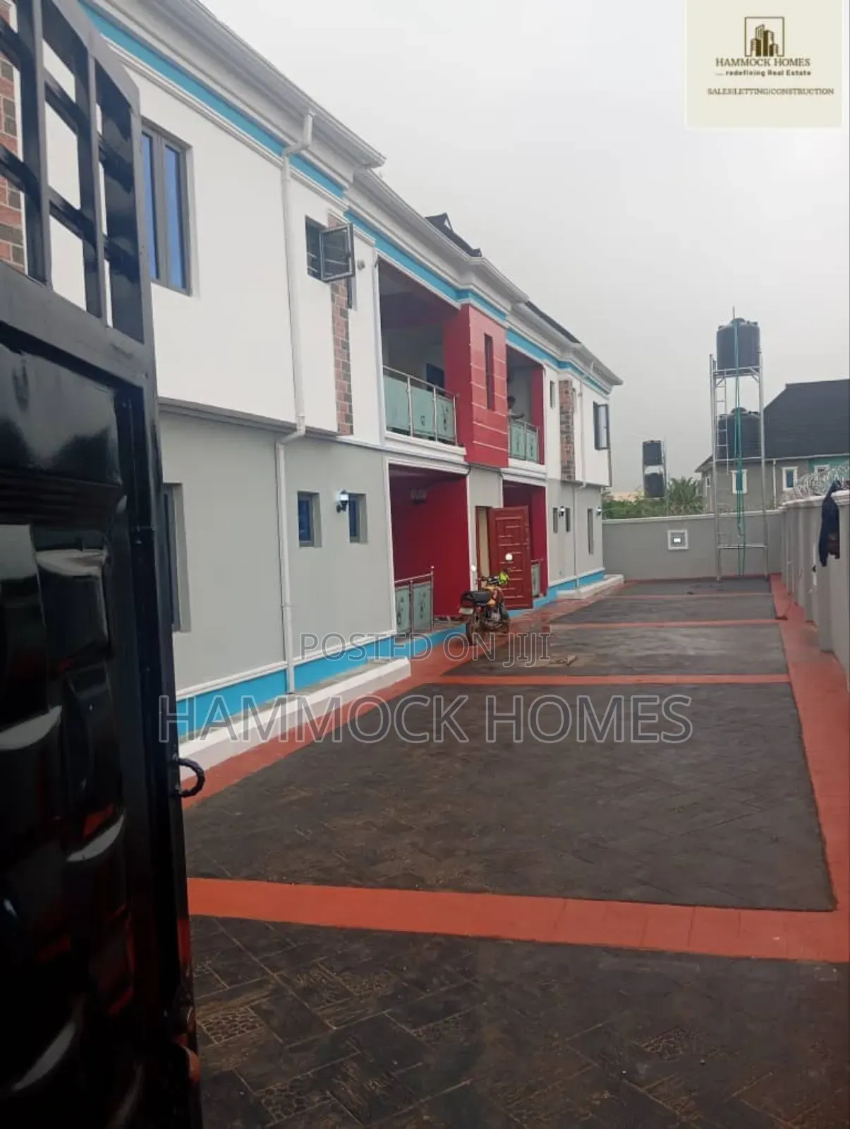 12bdrm Block of Flats in Unity Estate, Akobo for sale in Akobo