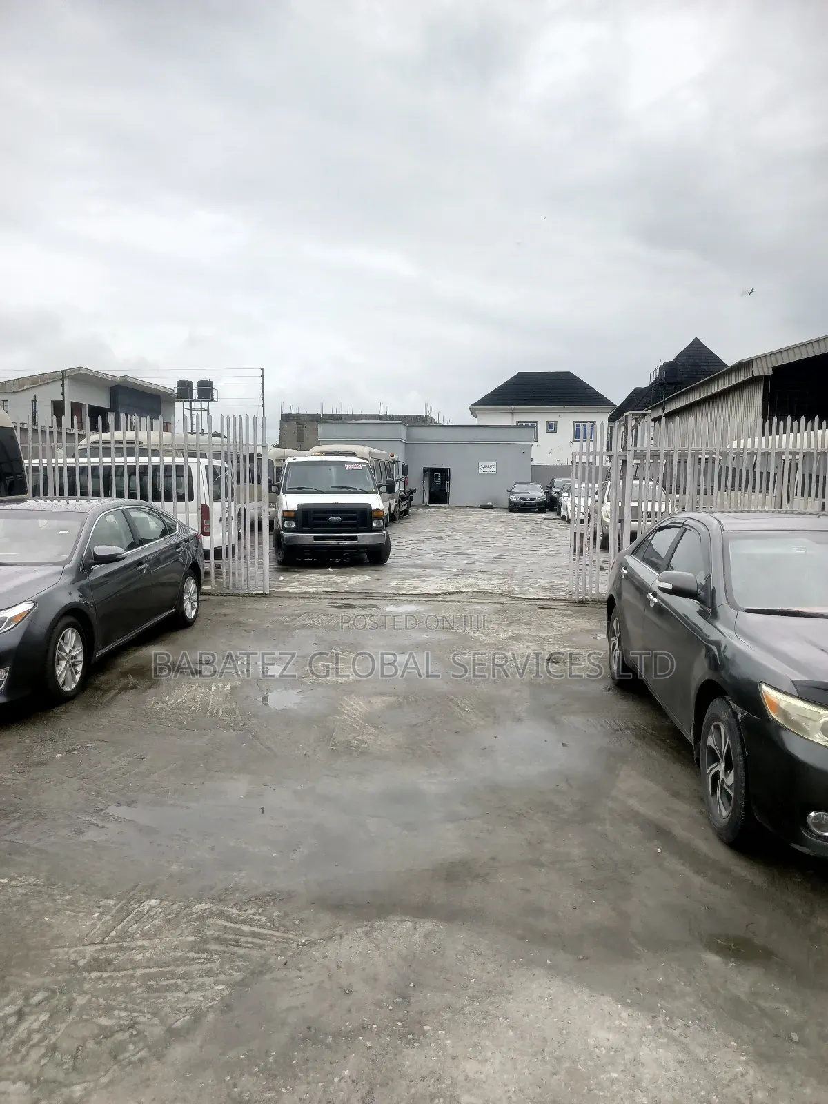 Car Space Available for Business Partnership in Ibeju