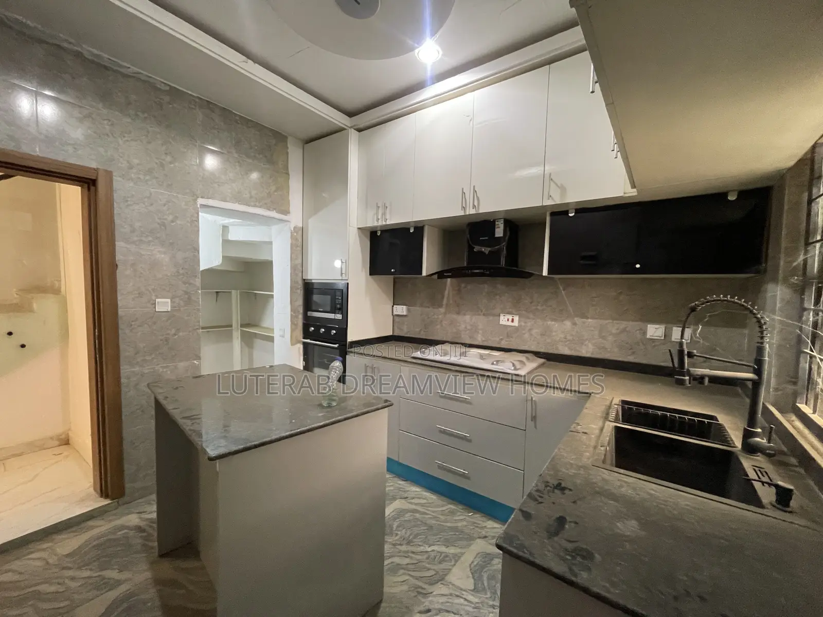 4bdrm Townhouse / Terrace in Jahi for rent in Jahi