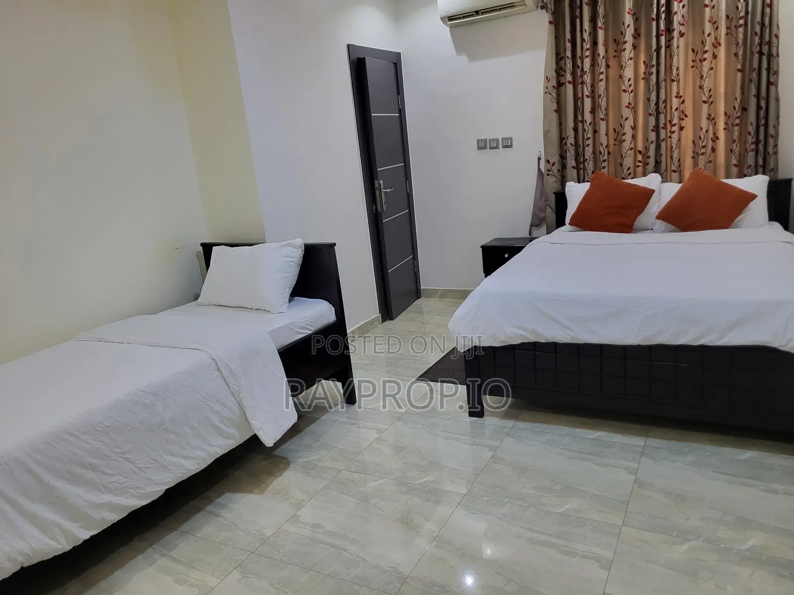 091962pf - 2 Bedroom Shortlet in Magodo in GRA Phase 2 Shangisha