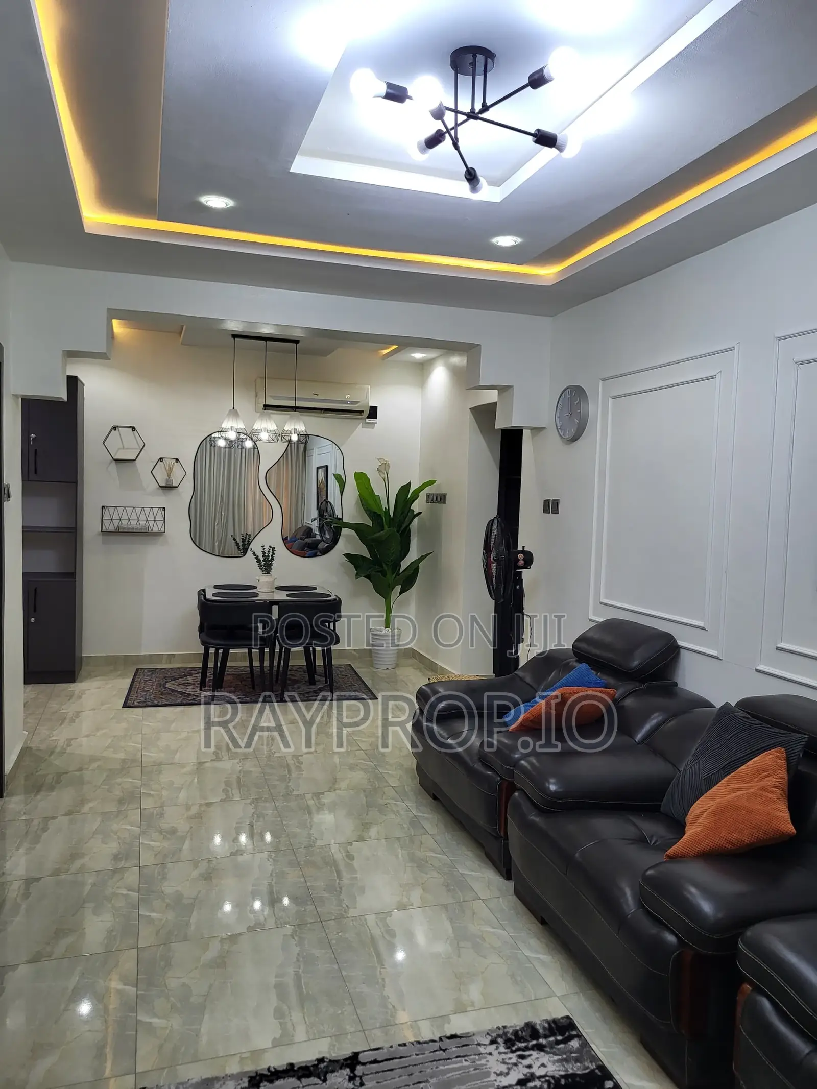 091962pf - 2 Bedroom Shortlet in Magodo in GRA Phase 2 Shangisha