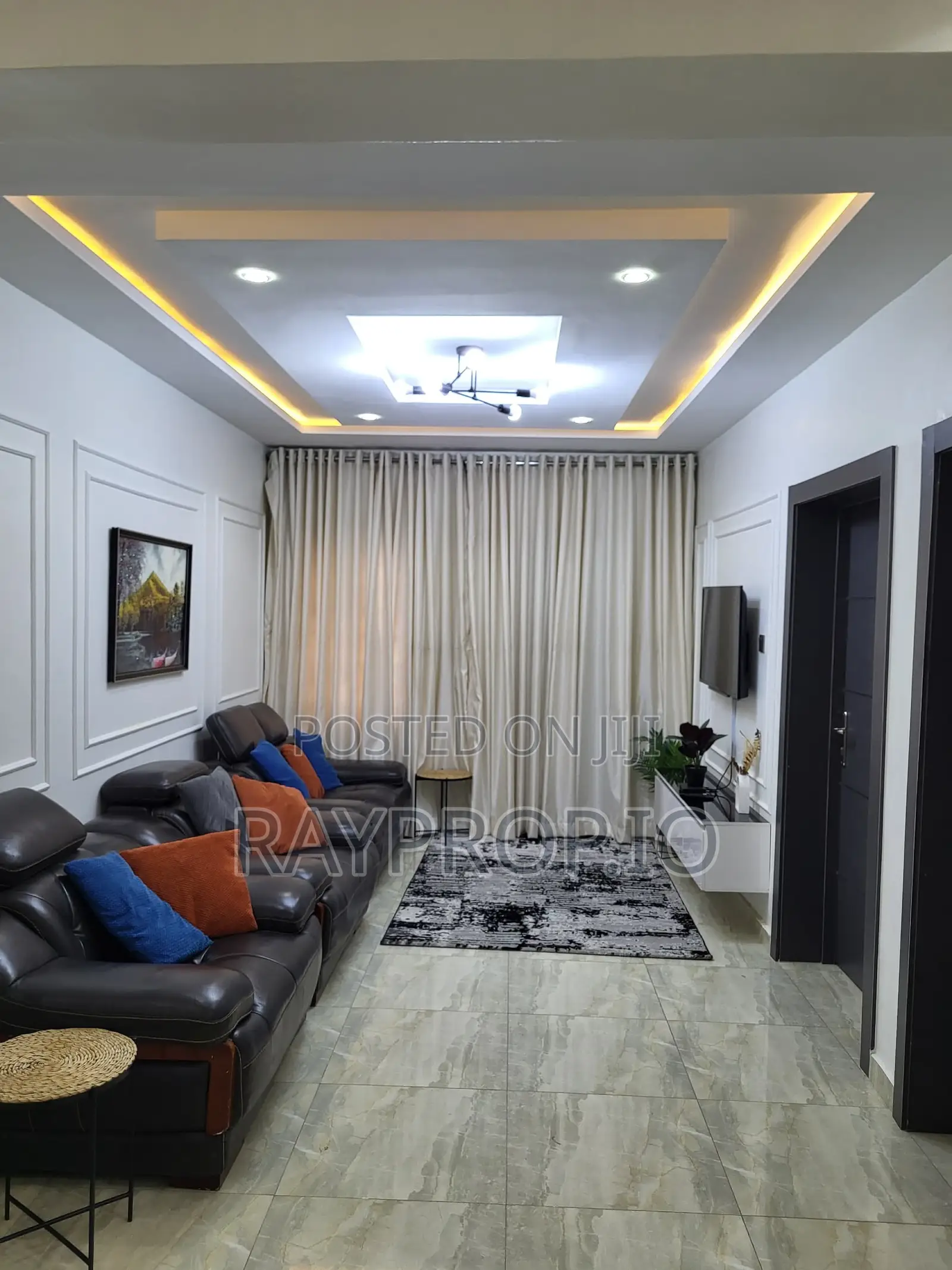 091962pf - 2 Bedroom Shortlet in Magodo in GRA Phase 2 Shangisha