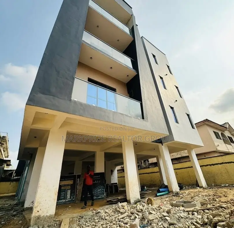 3bdrm Apartment in Allen Avenue Ikeja for sale in Allen Avenue