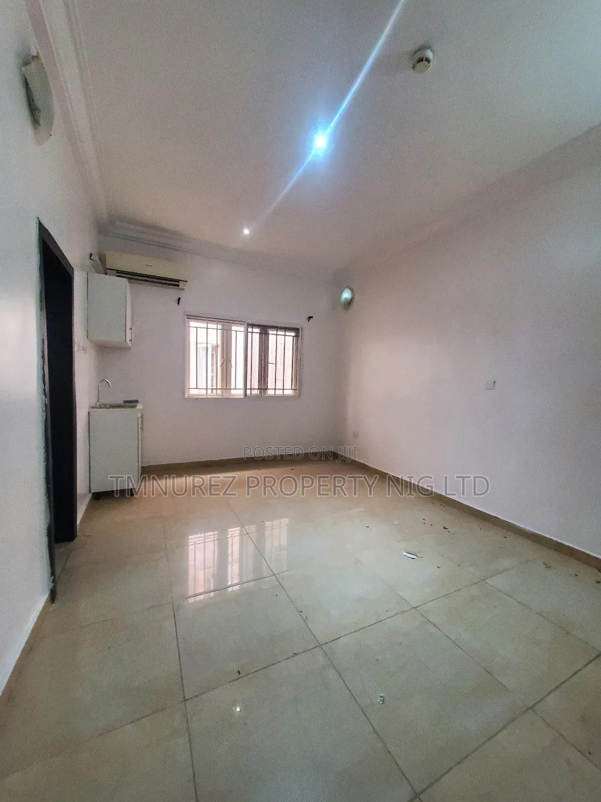 Studio Apartment in Northenforeture, Chevron for rent in Chevron