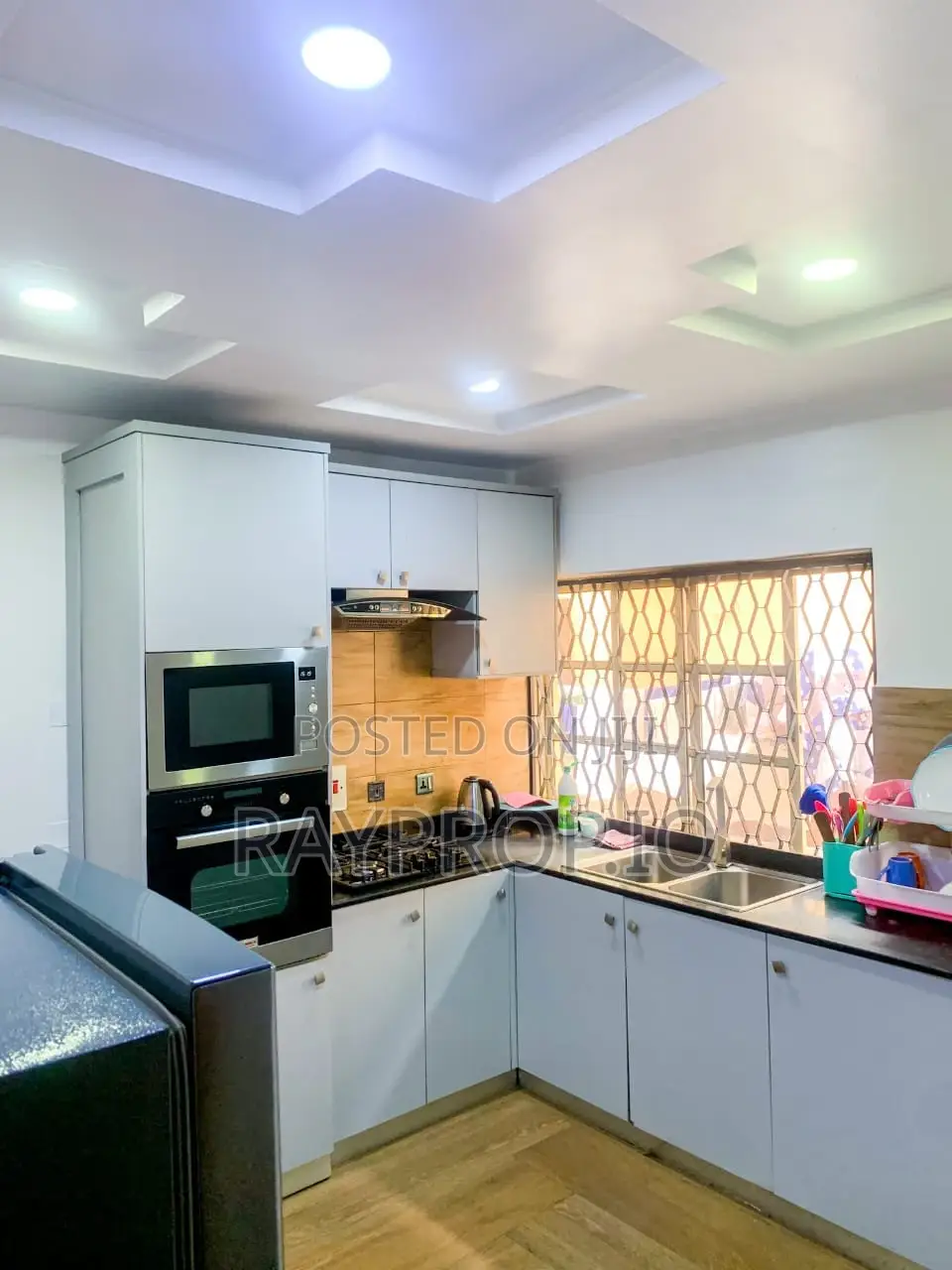 4 Bedroom Shortlet in Magodo in GRA Phase 1