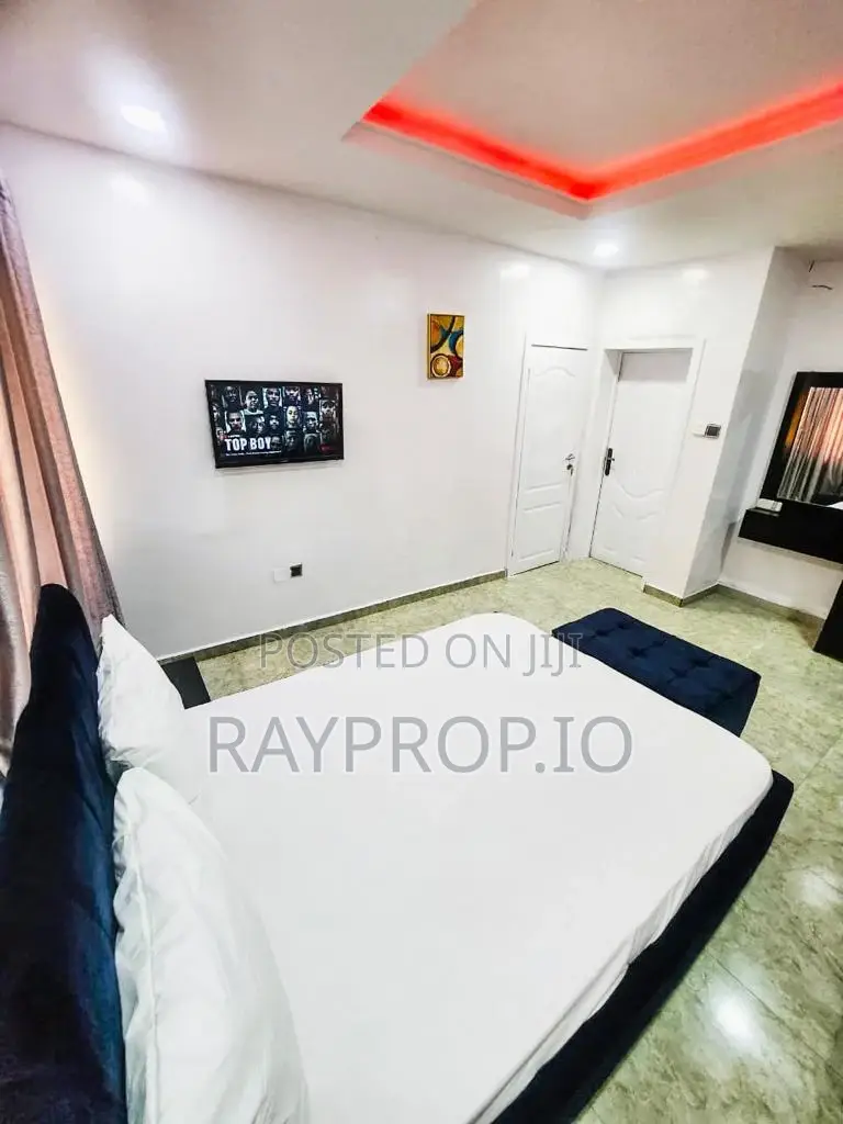 4 Bedroom Shortlet in Magodo in GRA Phase 1