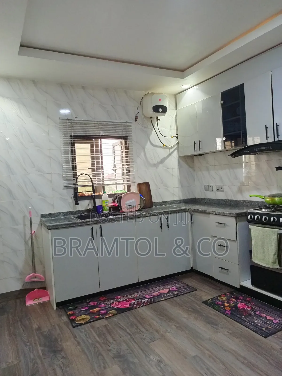 3bdrm Block of Flats in With Bq, Jabi for rent in Jabi
