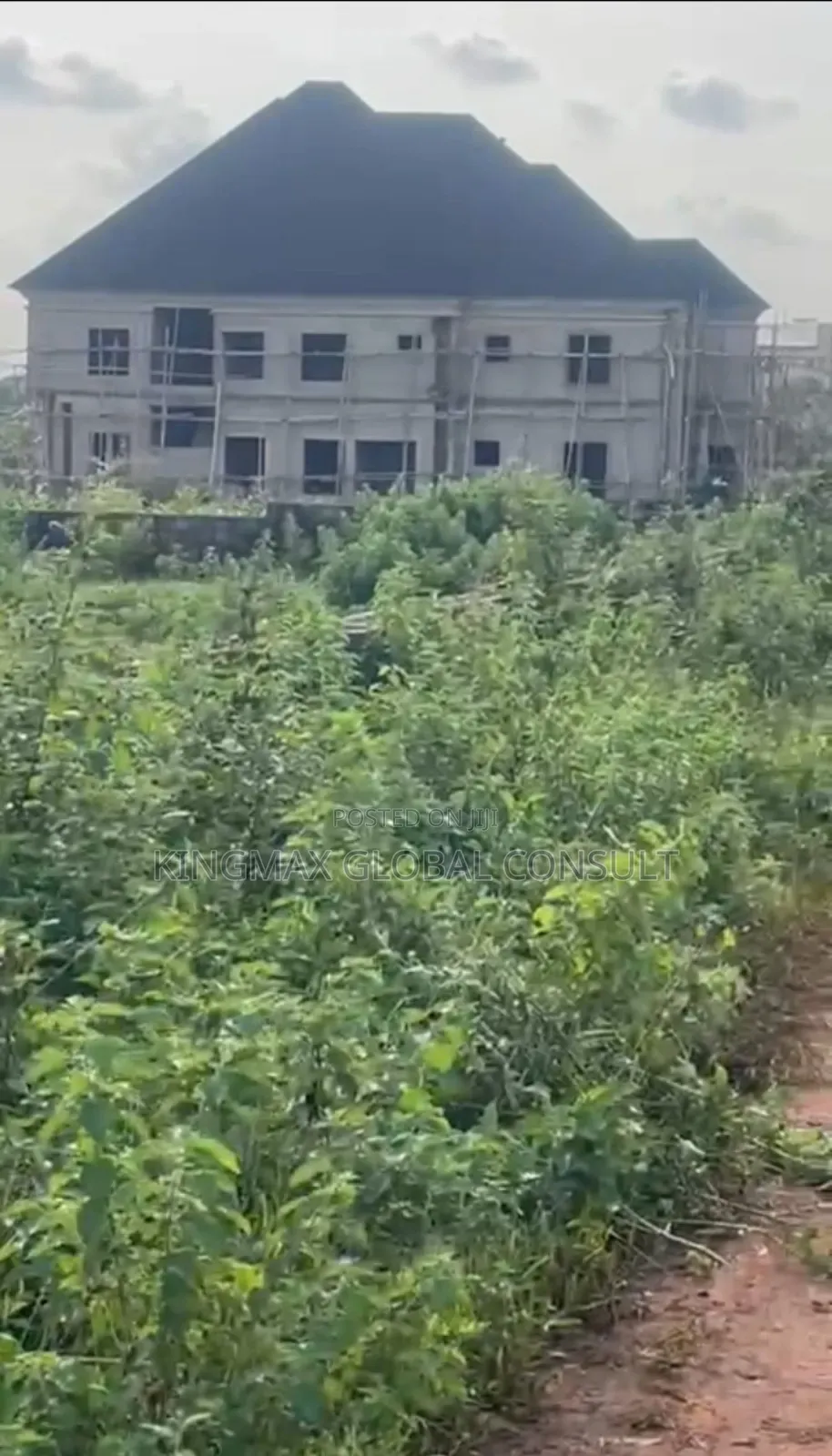 Distress Sale ; Residential Land 
Size: 2,439.10m2 Cofo. in Katampe (Main)