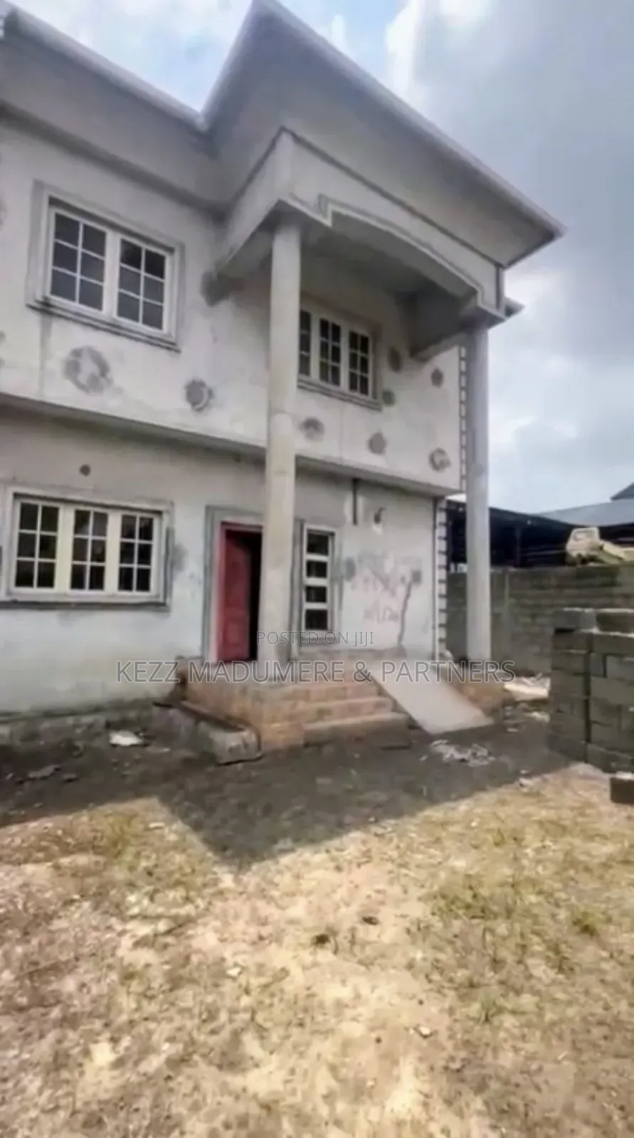 5bdrm Duplex in Off Slaughter Rd, for sale in Trans Amadi