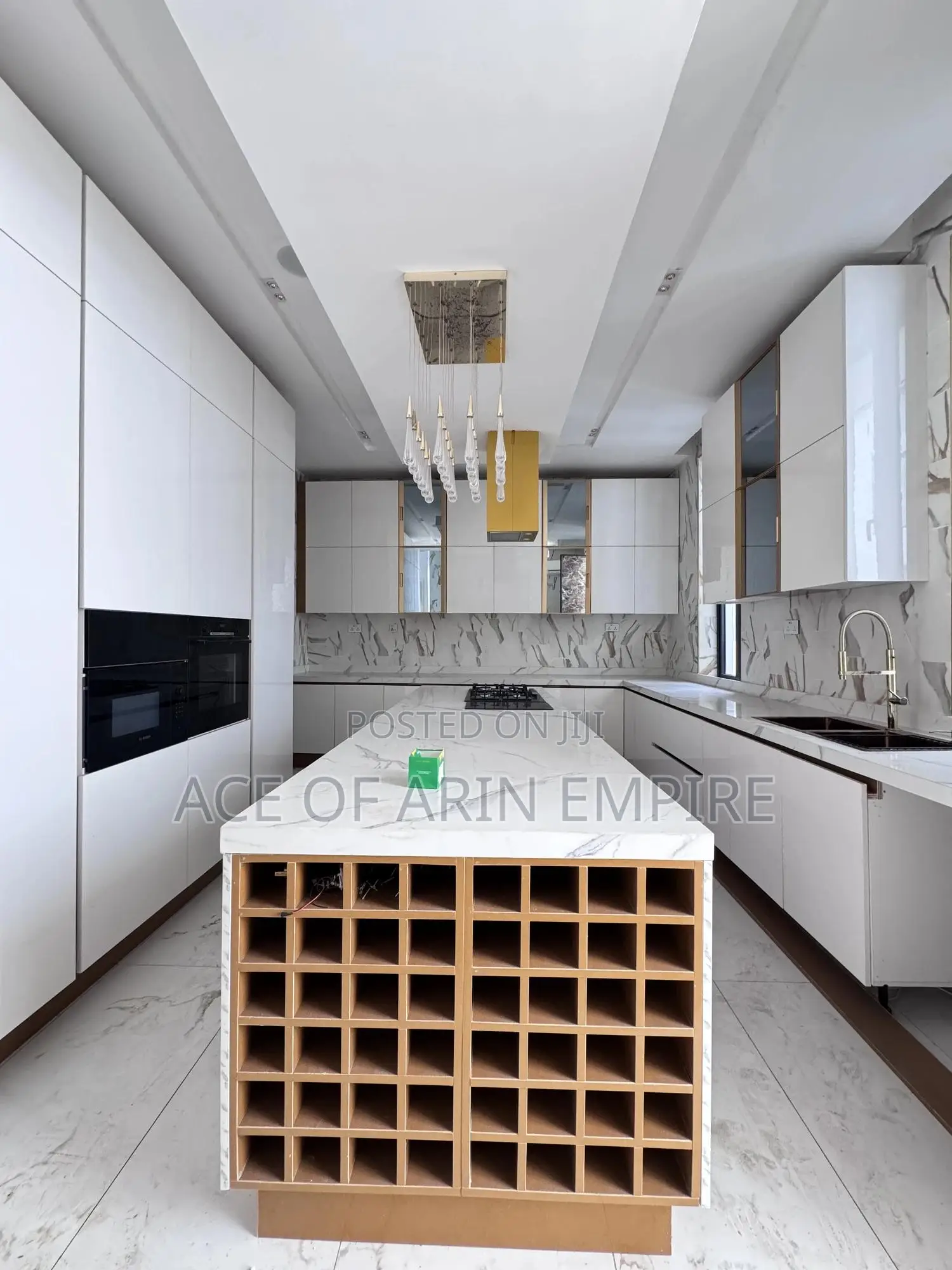 5bdrm Duplex in Pinnock Estate, Osapa london for sale in Osapa london