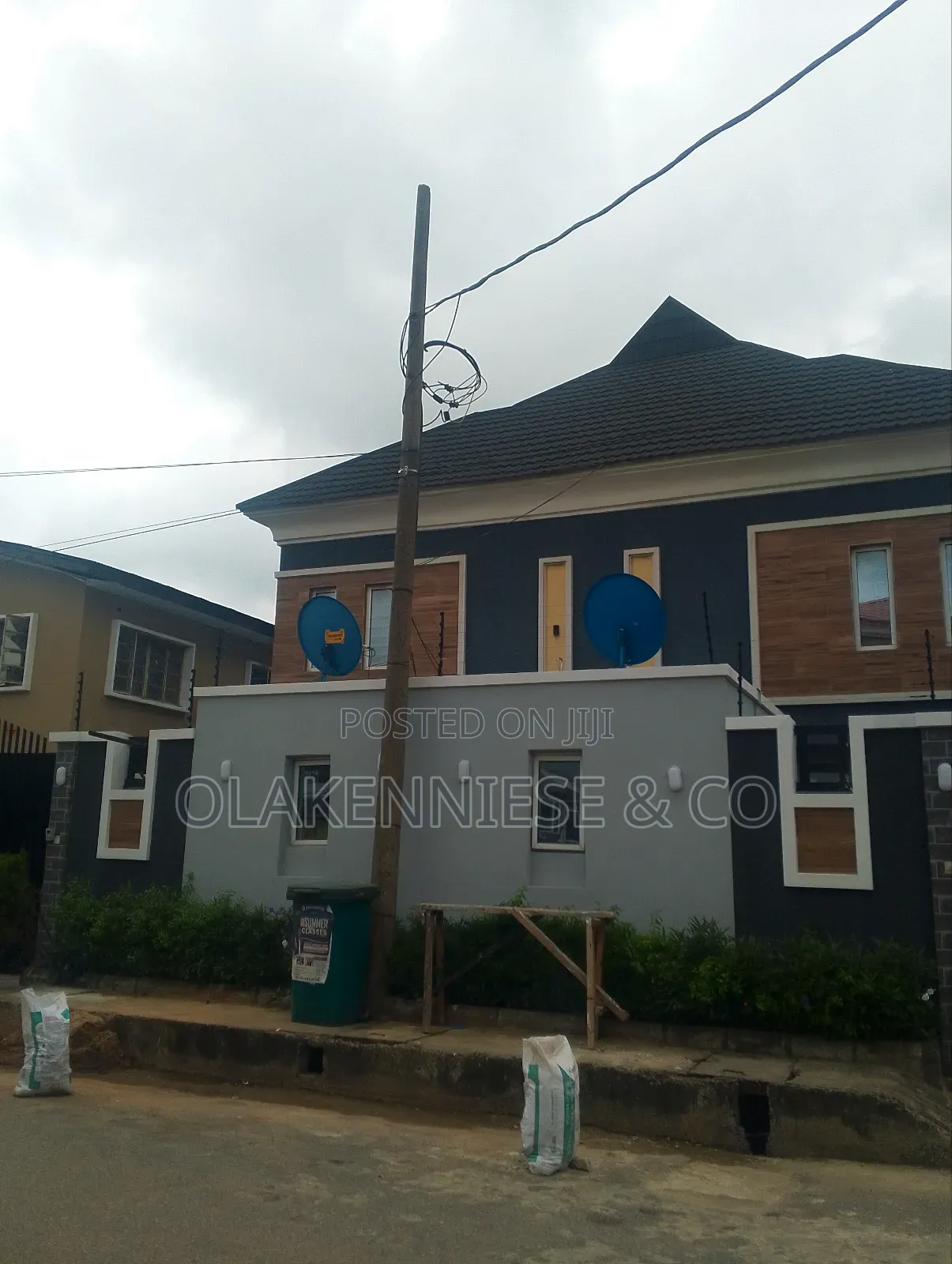 Newly Built 5bedroom Semi Detached Duplex Wt 1rsc Bq Store House in Bode Thomas