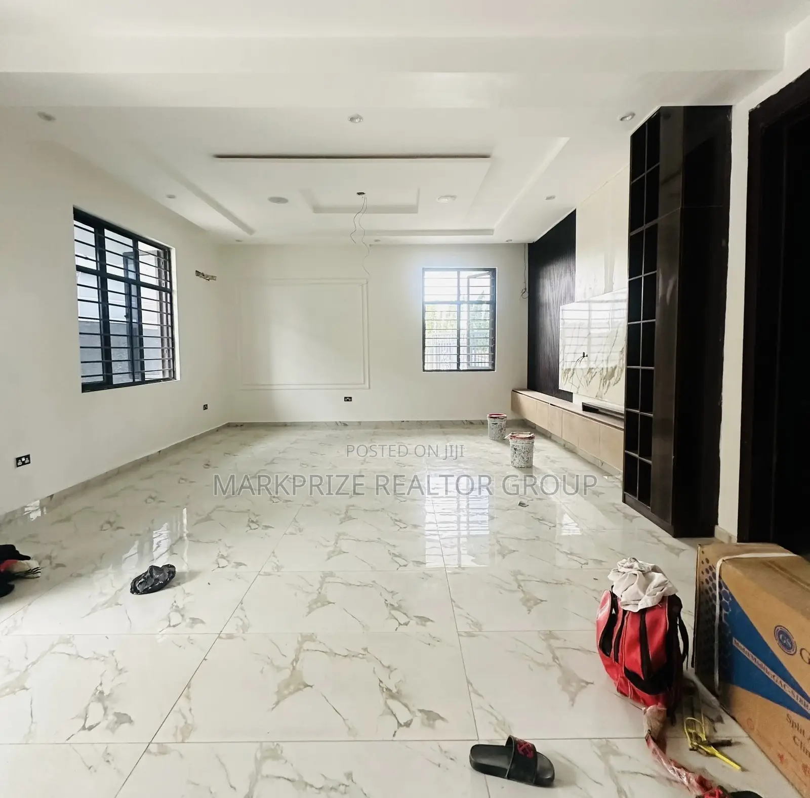 4bdrm Duplex in Surulere Lagos for sale in Surulere