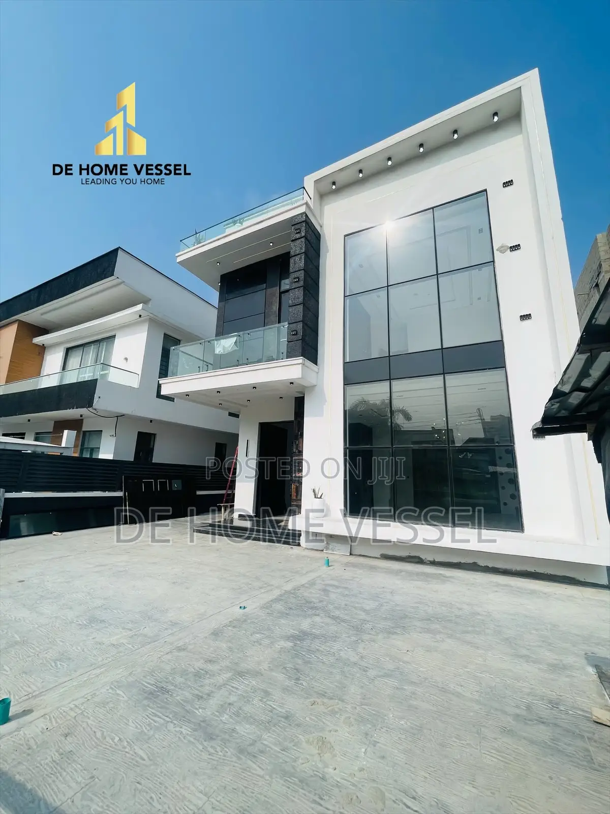 5bdrm Duplex in Lekki for sale in Lekki