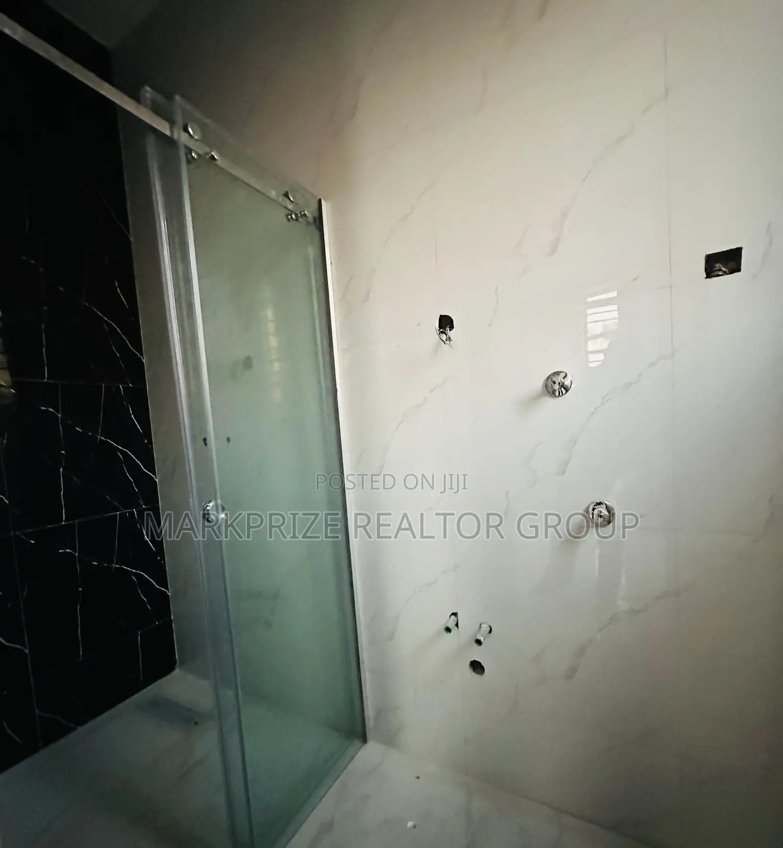 5bdrm Duplex in Omole Phase 1 Lagos for sale in Omole Phase 1