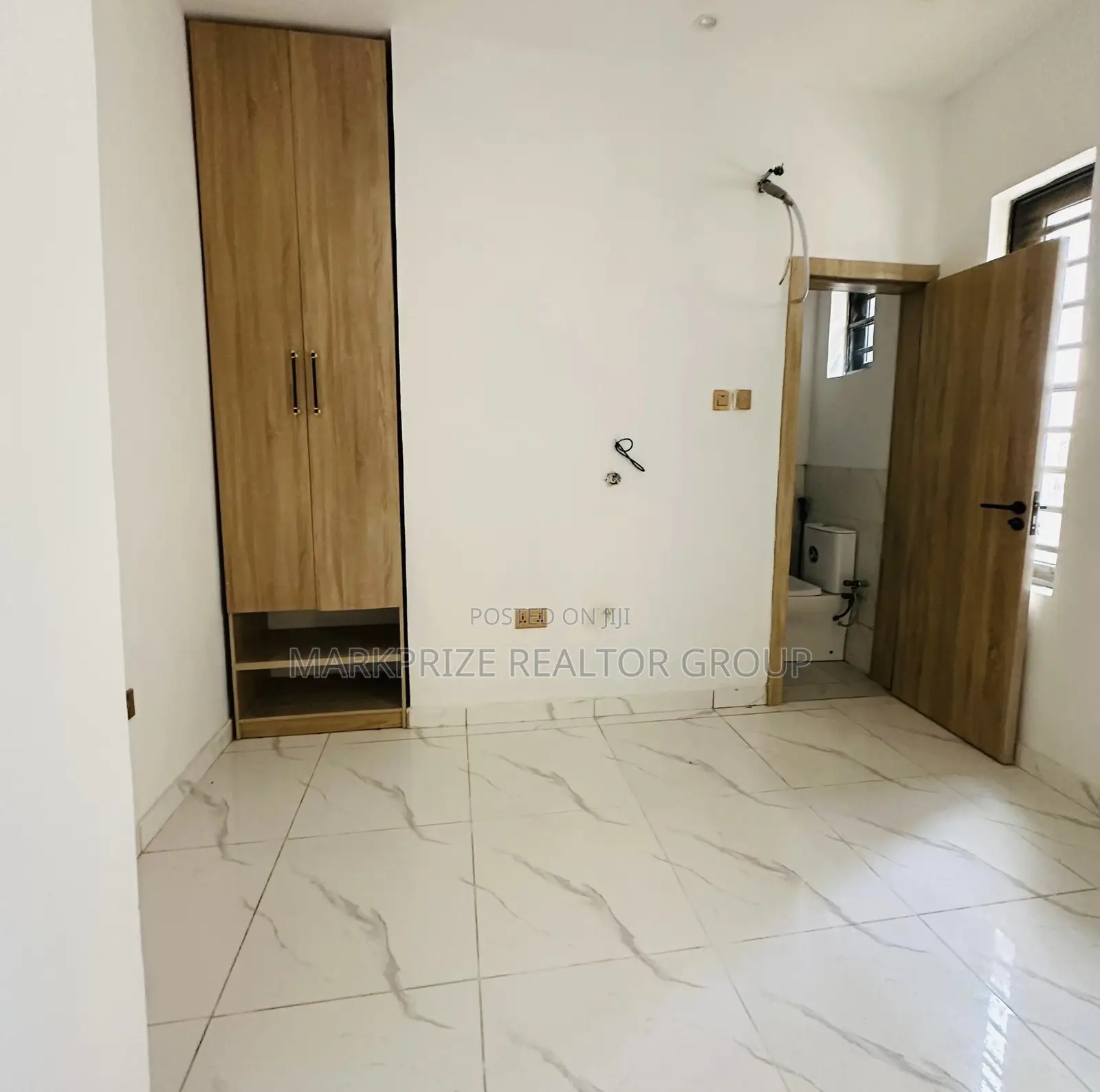 3bdrm Duplex in Omole Phase 2 for sale in Omole Phase 2