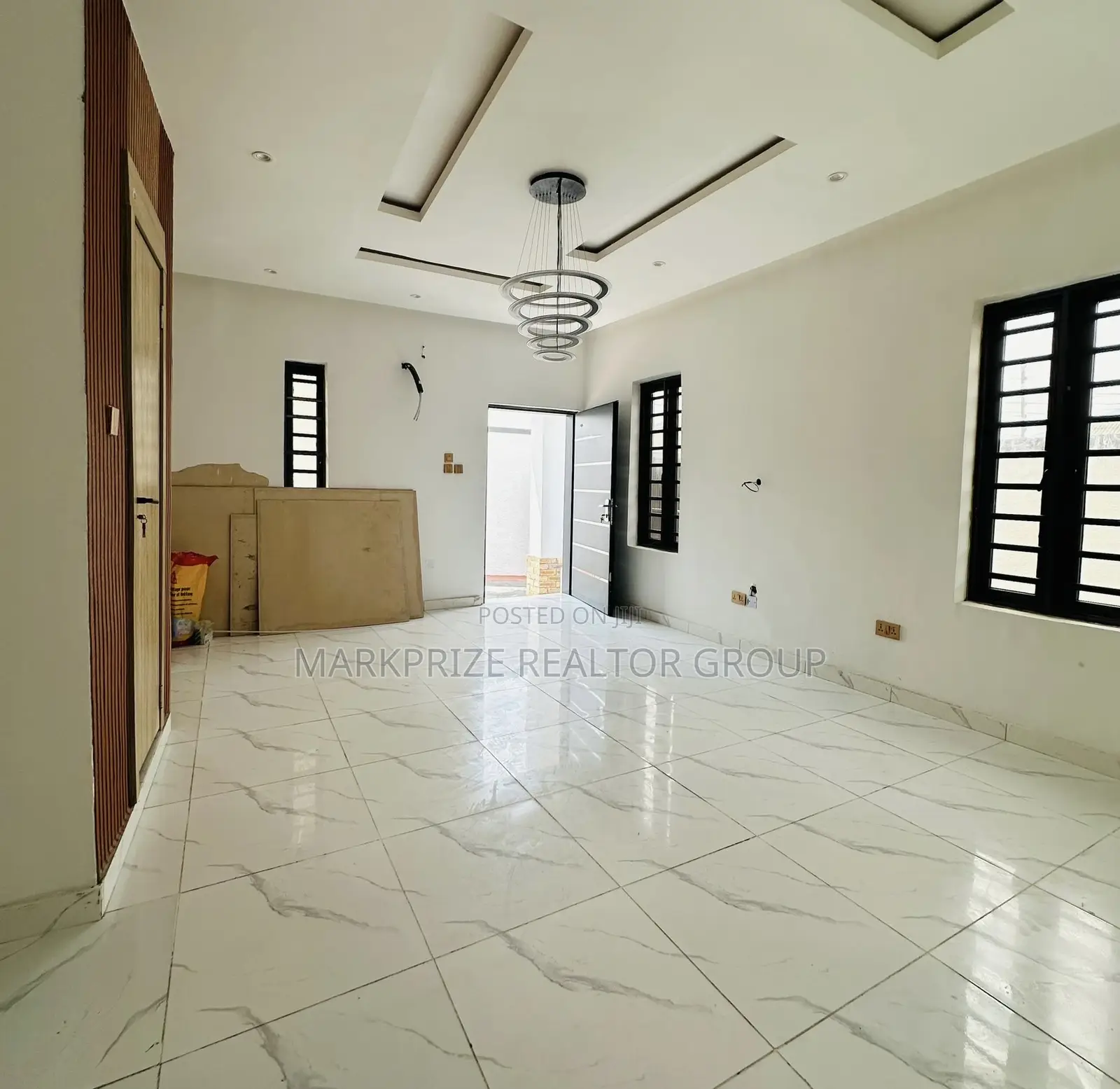 3bdrm Duplex in Omole Phase 2 for sale in Omole Phase 2