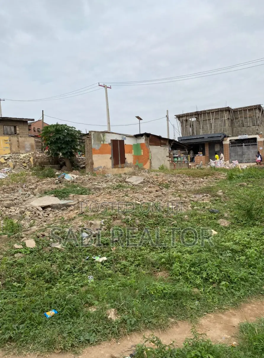 30 by 90 Dry Residential Land at Akiode Street Omole Phase 1 for Sale in Omole Phase 1