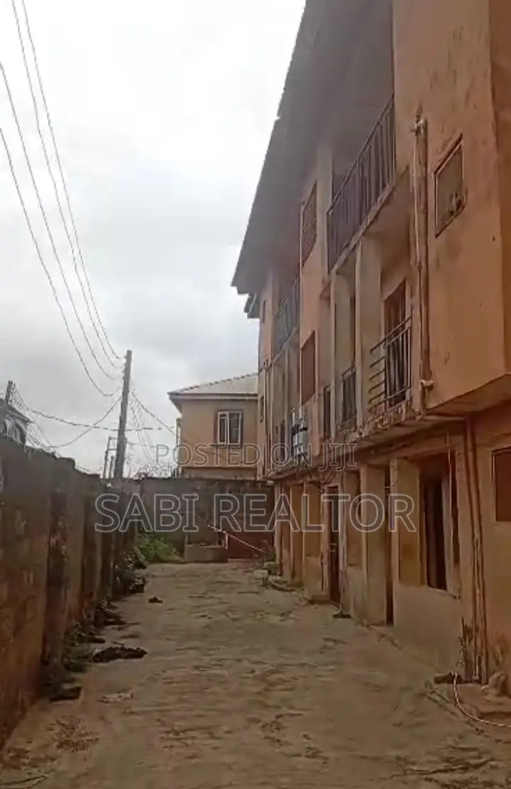 Furnished 3bdrm Block of Flats in Ipaja for sale in Ipaja
