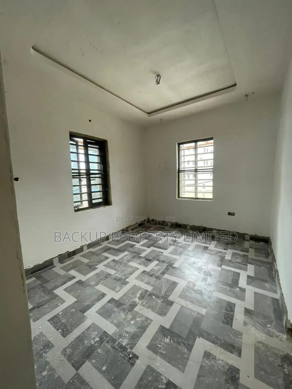 Studio Apartment in Onike Yaba for sale in Onike