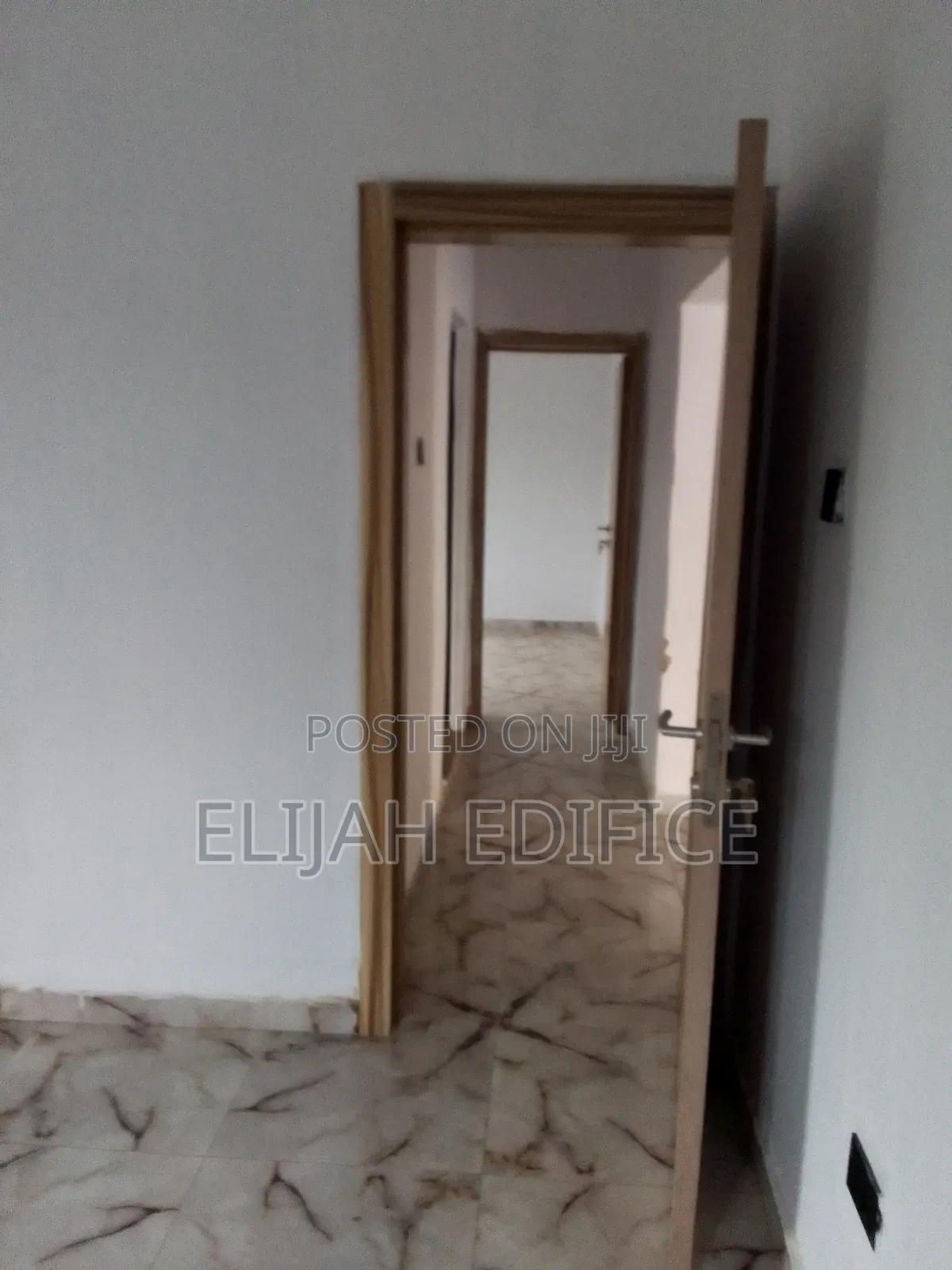 Furnished 3bdrm Block of Flats in Wiltop Omitoro, Ijede / Ikorodu in Ijede / Ikorodu