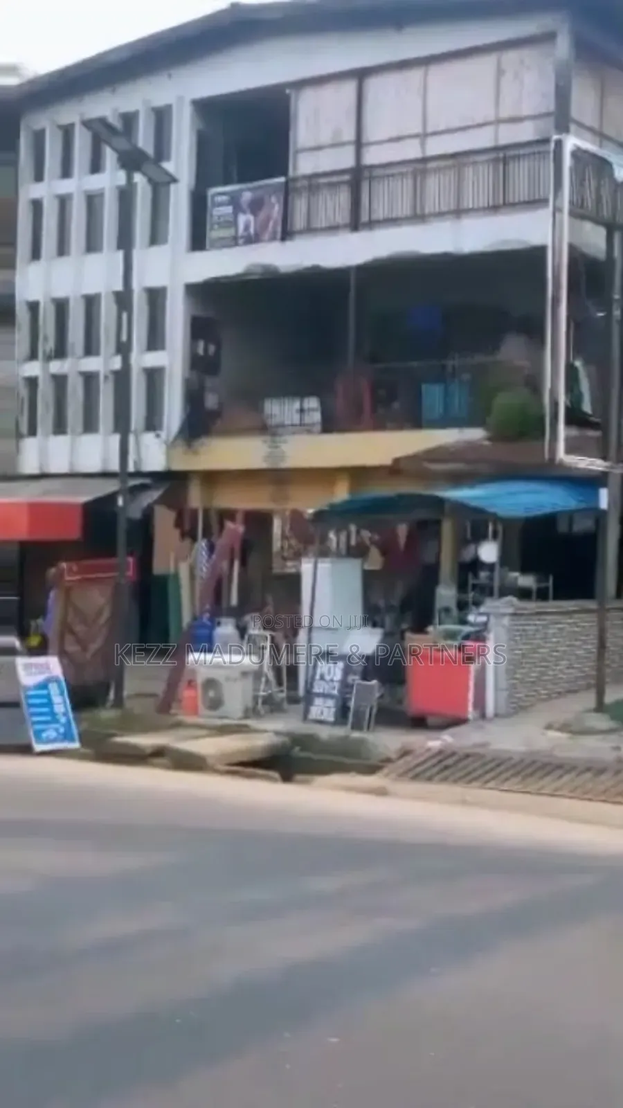 For Sale : 2 Storey Building at Okigwe Road, Aba, Abia State in Aba North