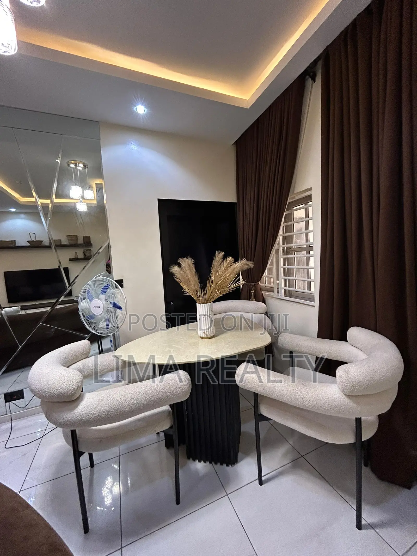 Luxury 3 Bed Vi in Ademola Adetokunbo