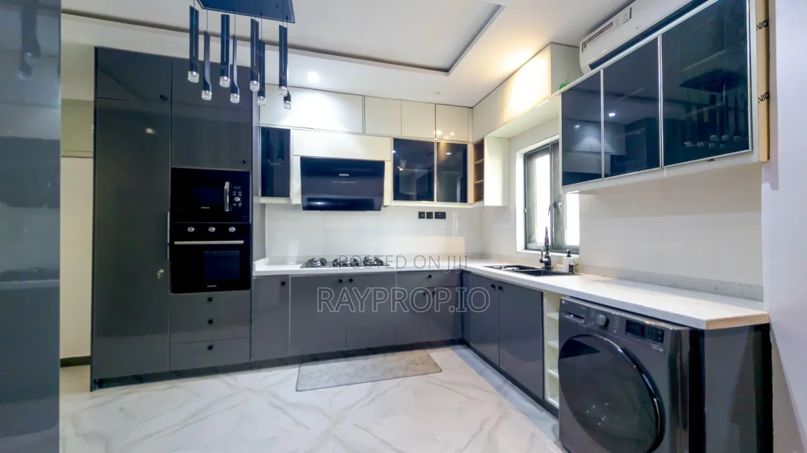 2 Bedroom Shortlet in Lekki Phase 1 in Lekki Phase 1