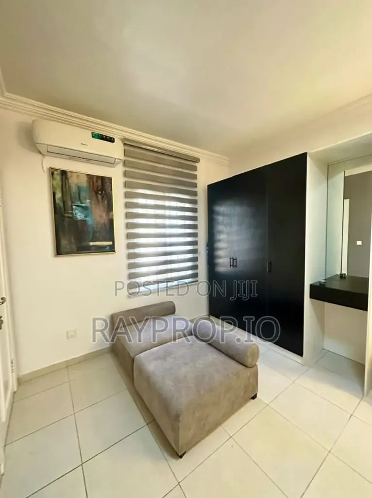 1 Bedroom Shortlet in Lekki Phase 1 in Lekki Phase 1