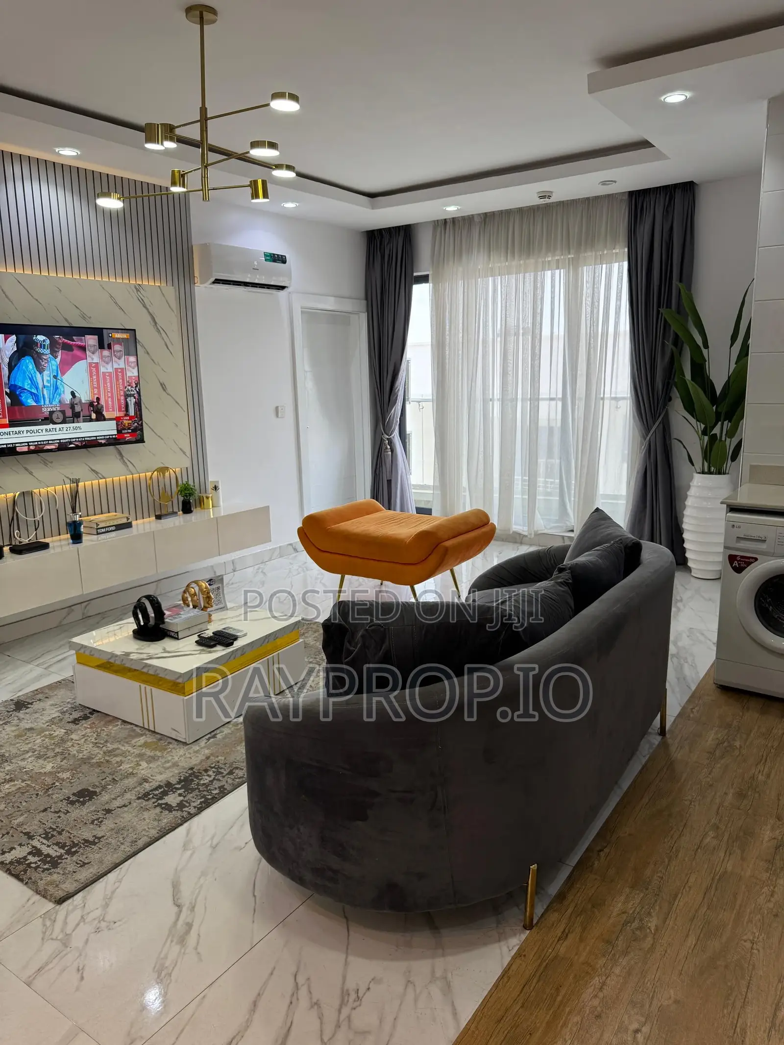 2 Bedroom Shortlet Lekki Phase 1 in Lekki Phase 1