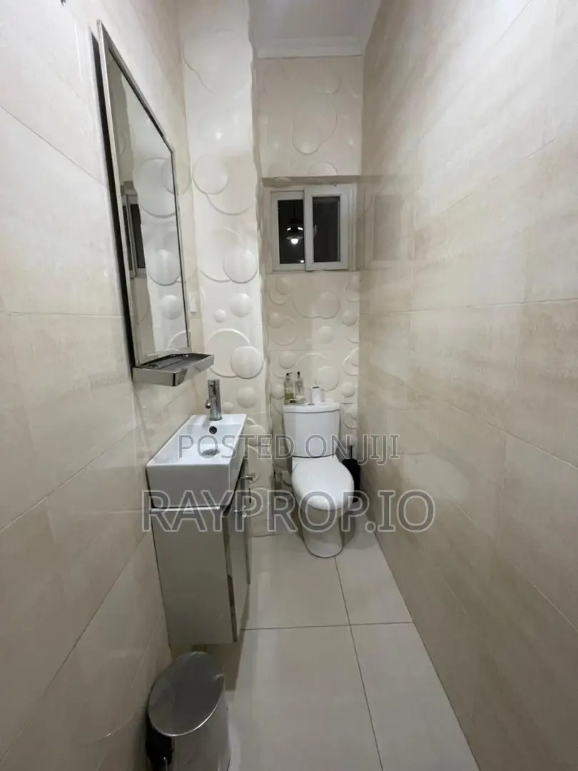 3 Bedroom Shortlet in Osapa London Lekki in Osapa london