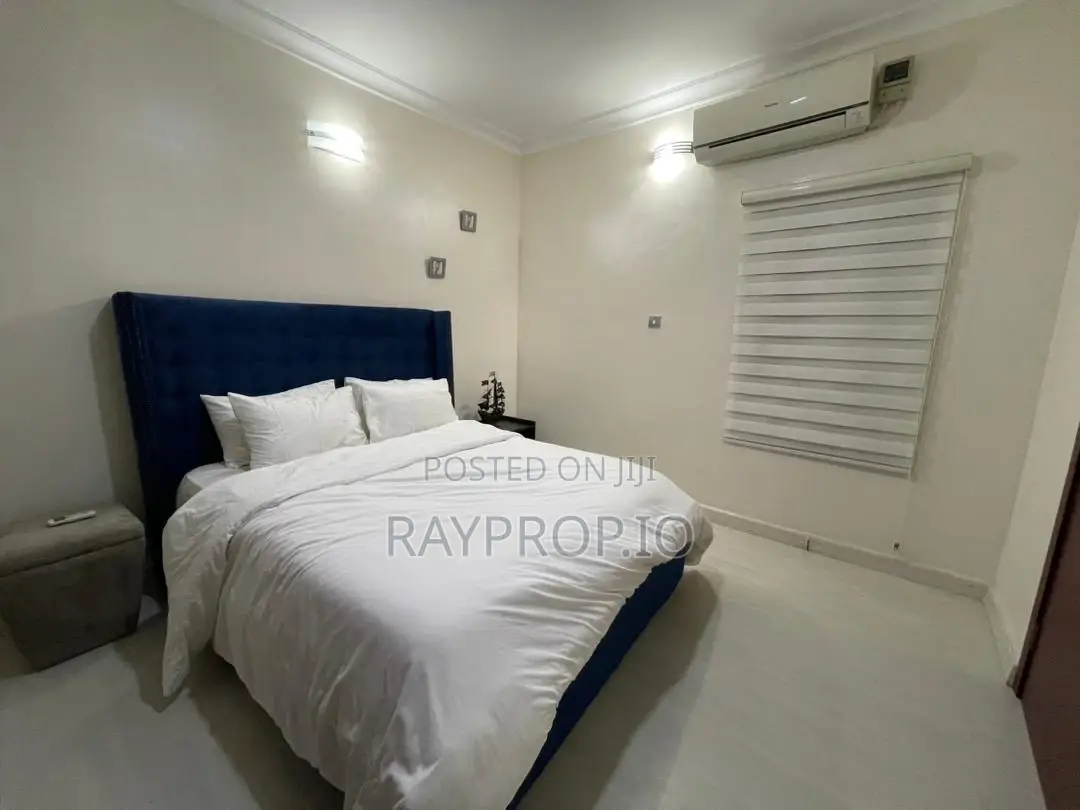 3 Bedroom Shortlet in Osapa London Lekki in Osapa london