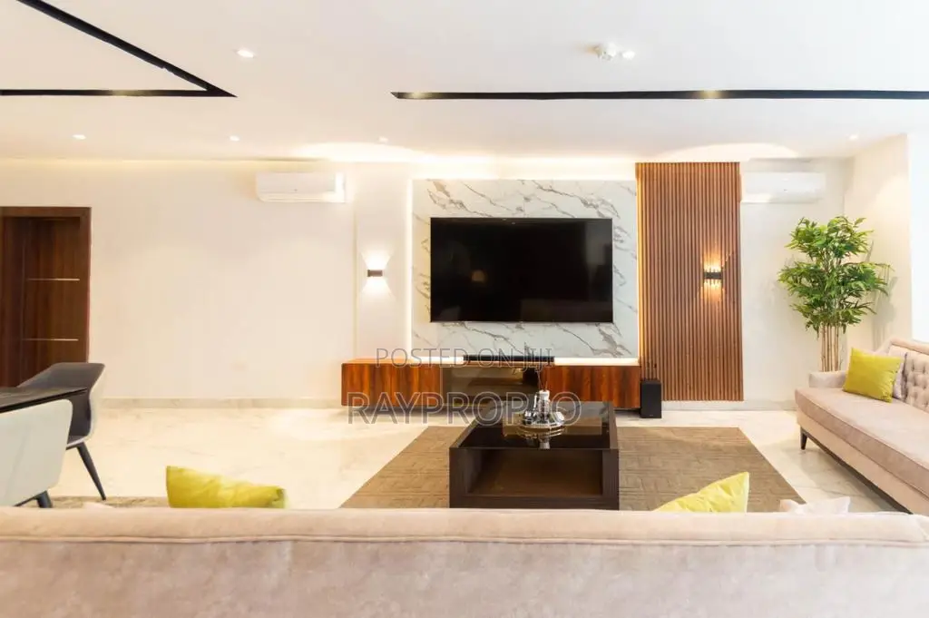 3 Bedroom Shortlet in Lekki Phase 1 in Lekki Phase 1