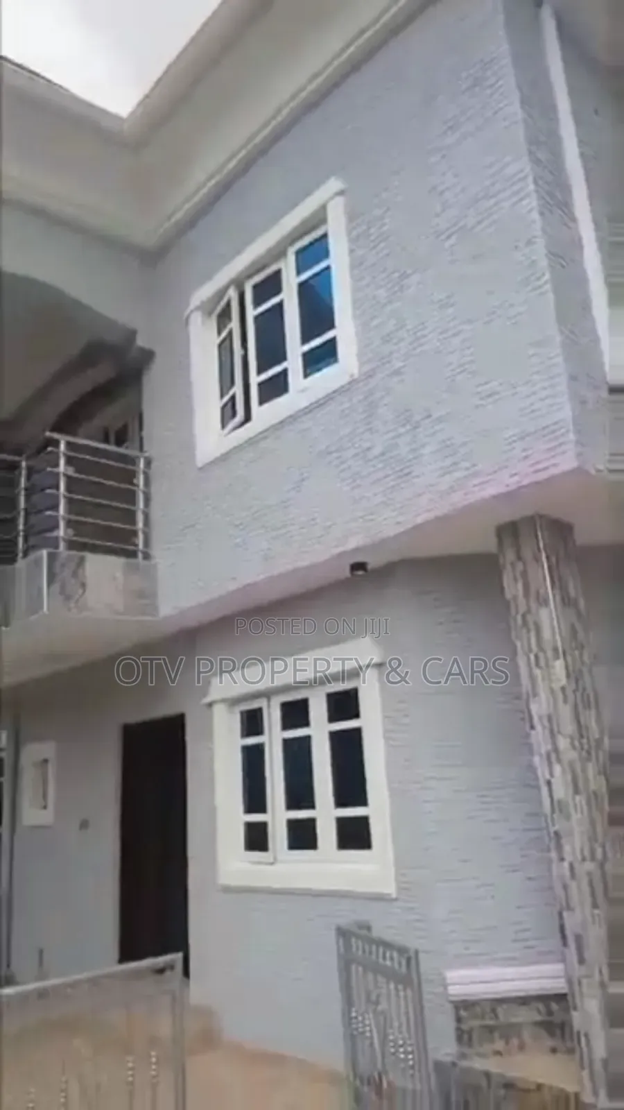 Furnished 5bdrm Duplex in Okota for sale in Okota