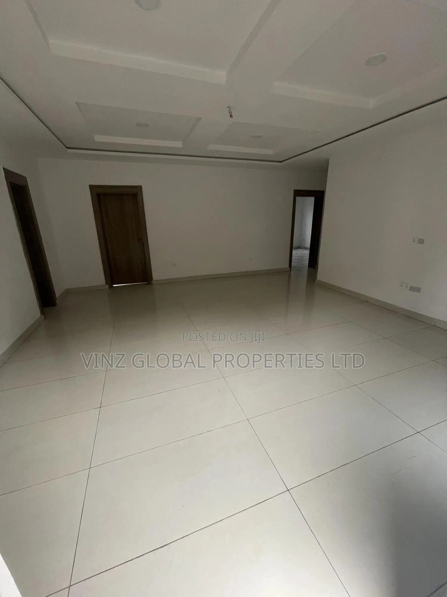 2bdrm Block of Flats in Ikota for sale in Ikota