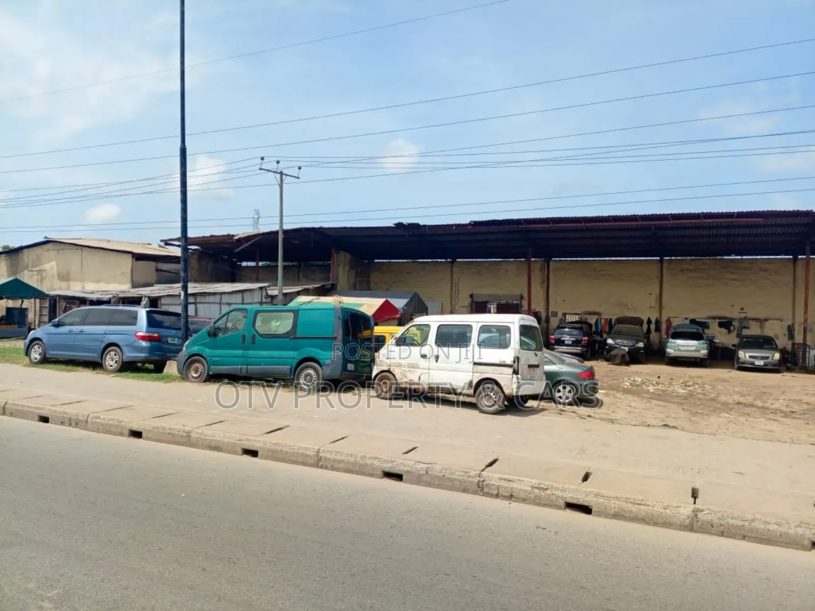 For Sale 5 Bay Warehouse Sitting on 2300sqm at Old Ojo Road Lagos in Badagry