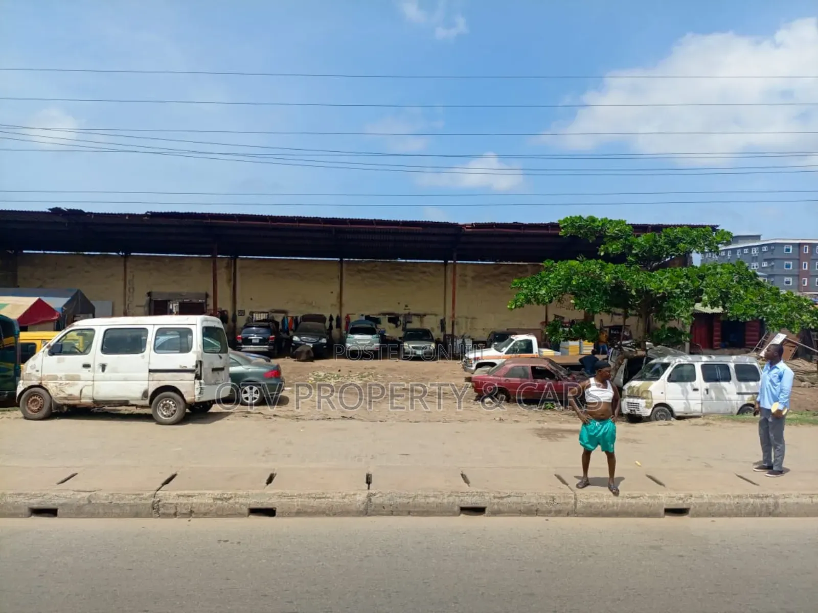 For Sale 5 Bay Warehouse Sitting on 2300sqm at Old Ojo Road Lagos in Badagry