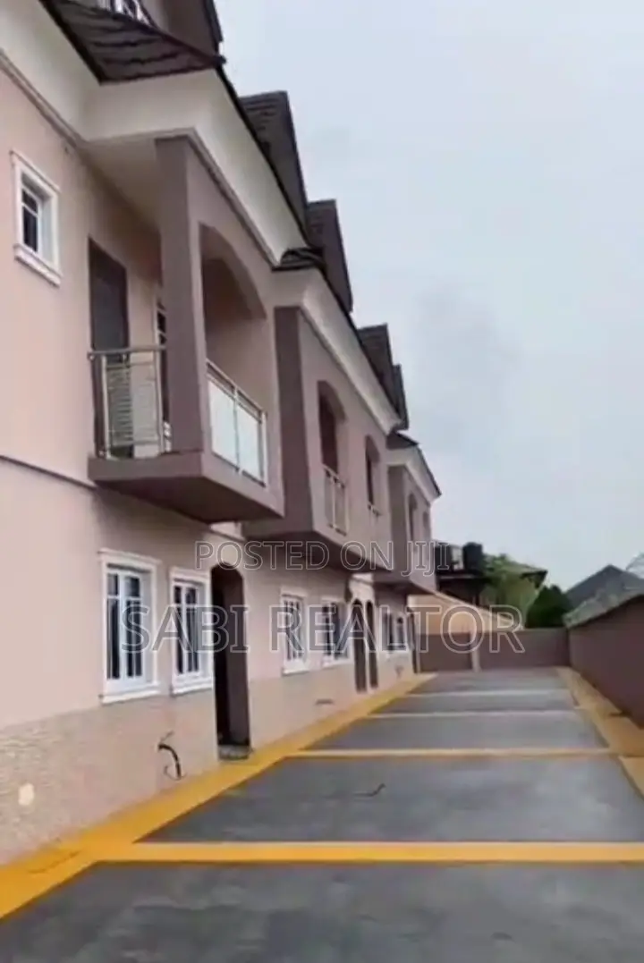 Furnished 4bdrm Duplex in Opic, Berger for sale in Berger