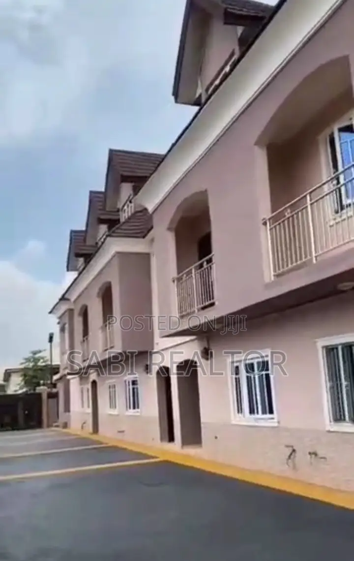 Furnished 4bdrm Duplex in Opic, Berger for sale in Berger