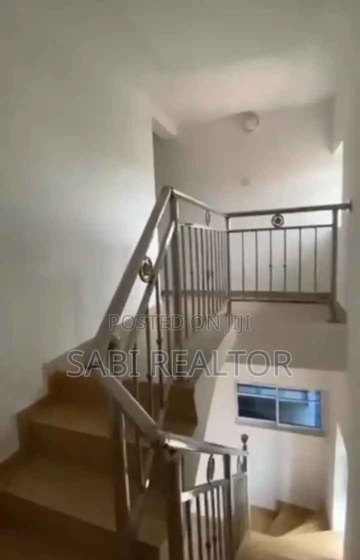 Furnished 4bdrm Duplex in Opic, Berger for sale in Berger